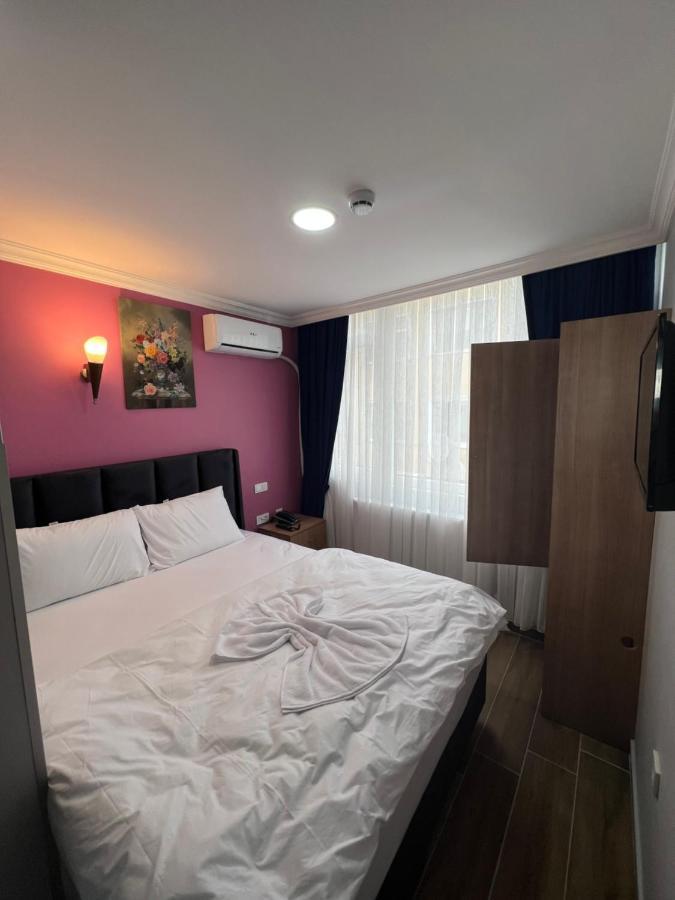 Mirhan Hotel Istanboel Buitenkant foto