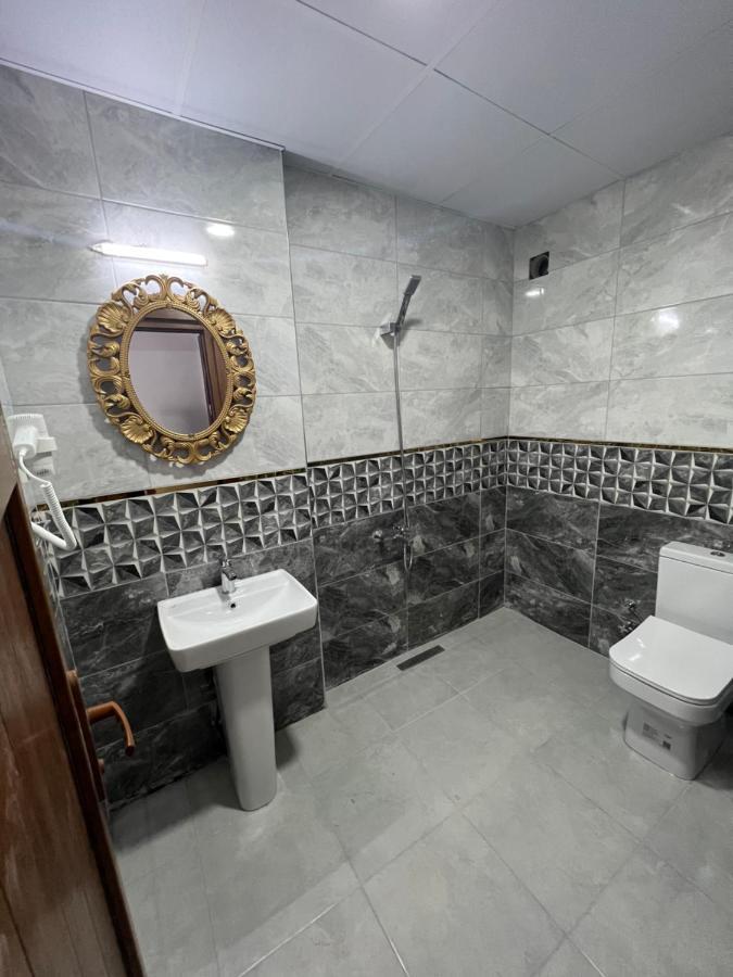 Mirhan Hotel Istanboel Buitenkant foto